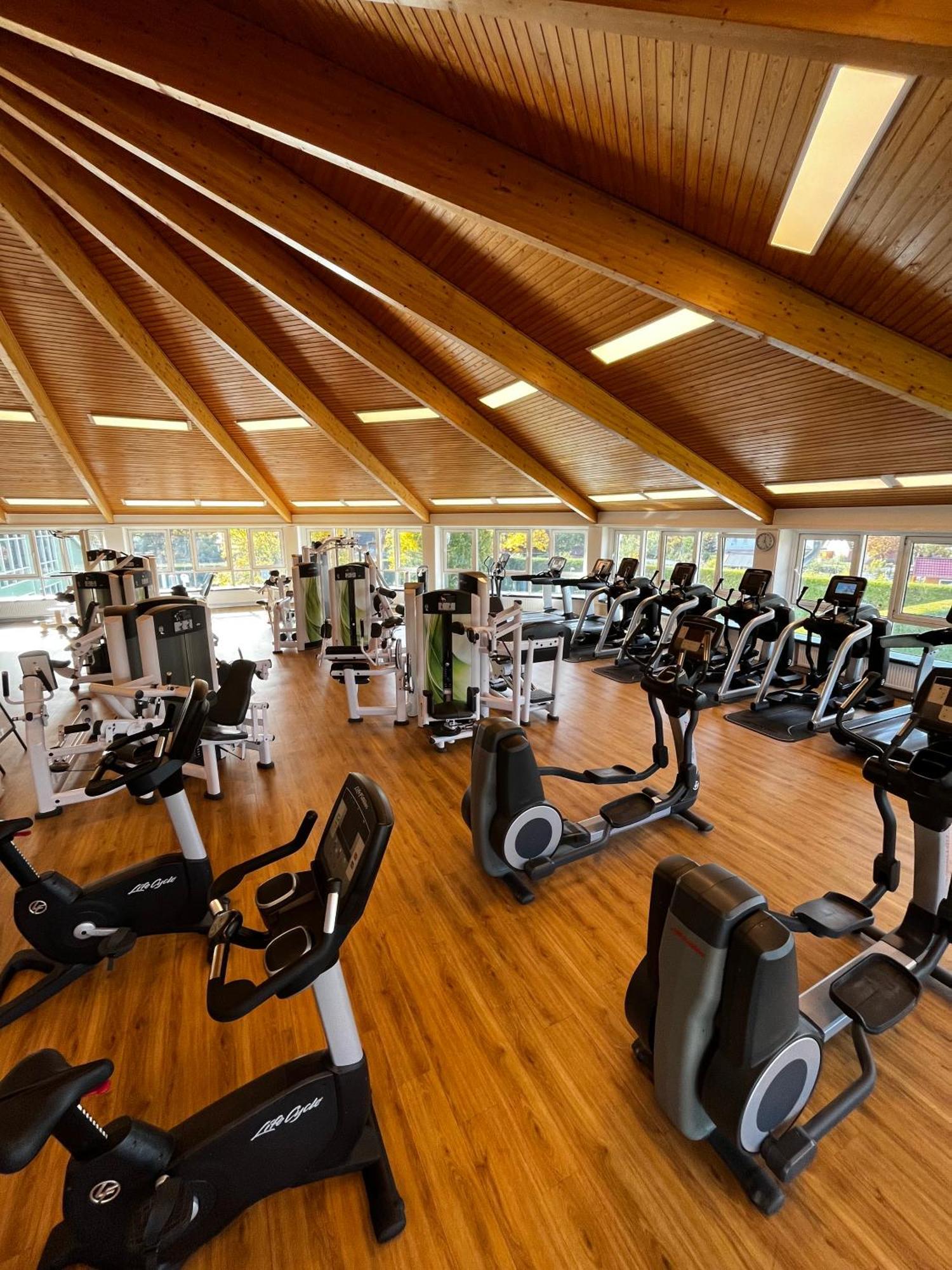 Havellandhalle Resort - Hotel, Sport Und Wellness Seeburg  Exterior foto
